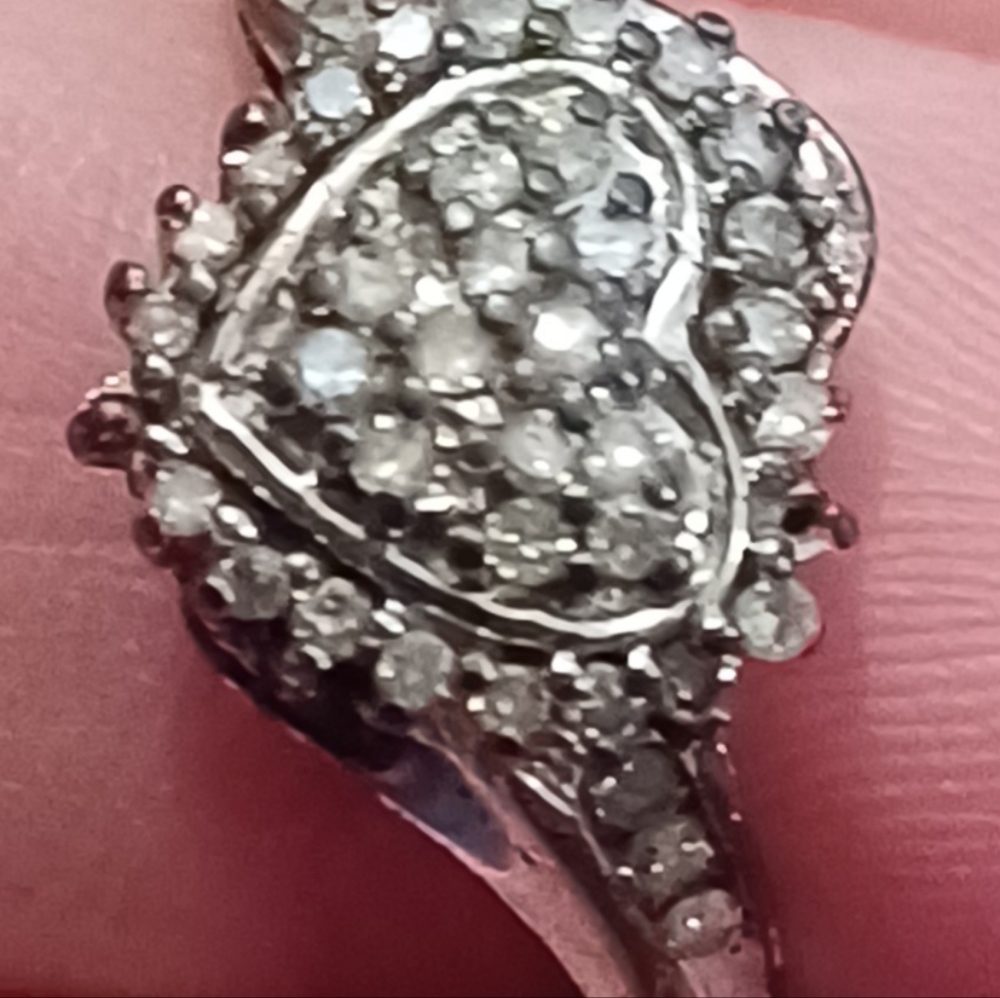 Diamond ring